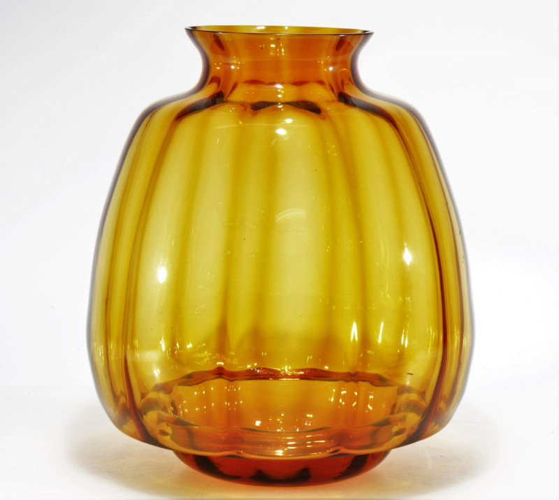 Small Solid Brass Vase Vintage 1960 Stylish Swirl Design – Past Life Vintage